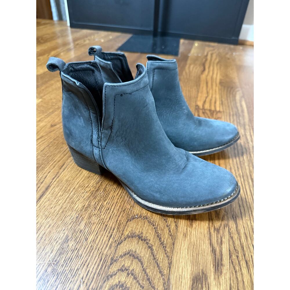Diba True Navy Stop By Ankle Boots Size 6
